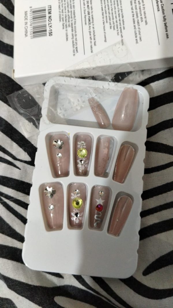 Artificial Nails for Women with Sticking Dots – Stylish, Easy-to-Apply, and Reusable (Random Designs - Flyingcart.pk