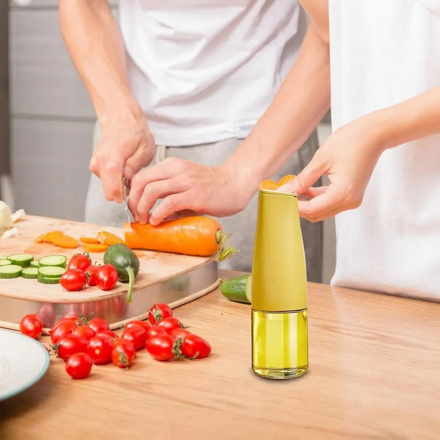 Cooking Oil Dispenser Automatic Oil Vinegar Seasoning Bottle 500ml - FlyingCart.pk