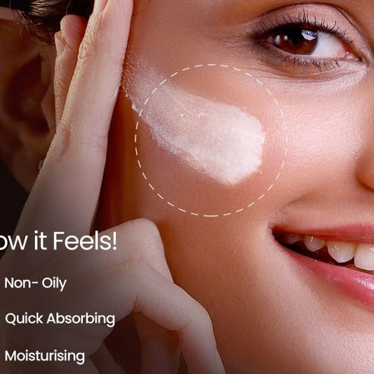 ever-glow-whitening-sunblock-spf-60-brightening-broad-spectrum-protection-sunblock-1-Flyingcart.pk