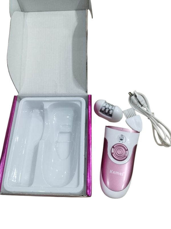 Kemei KM-1307A Epilator with Pedicure Shaver - Flyingcart.pk