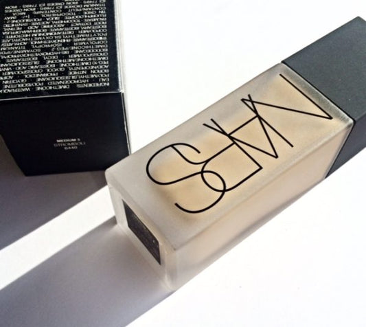 NARS Natural Radiant Foundation - Flyingcart.pk