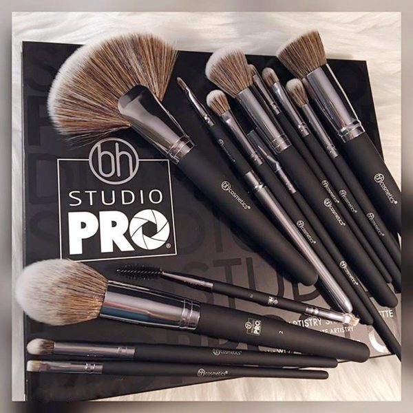 13 Pcs B.h Cosmetics Studio Pro Brush Set - Flyingcart.pk
