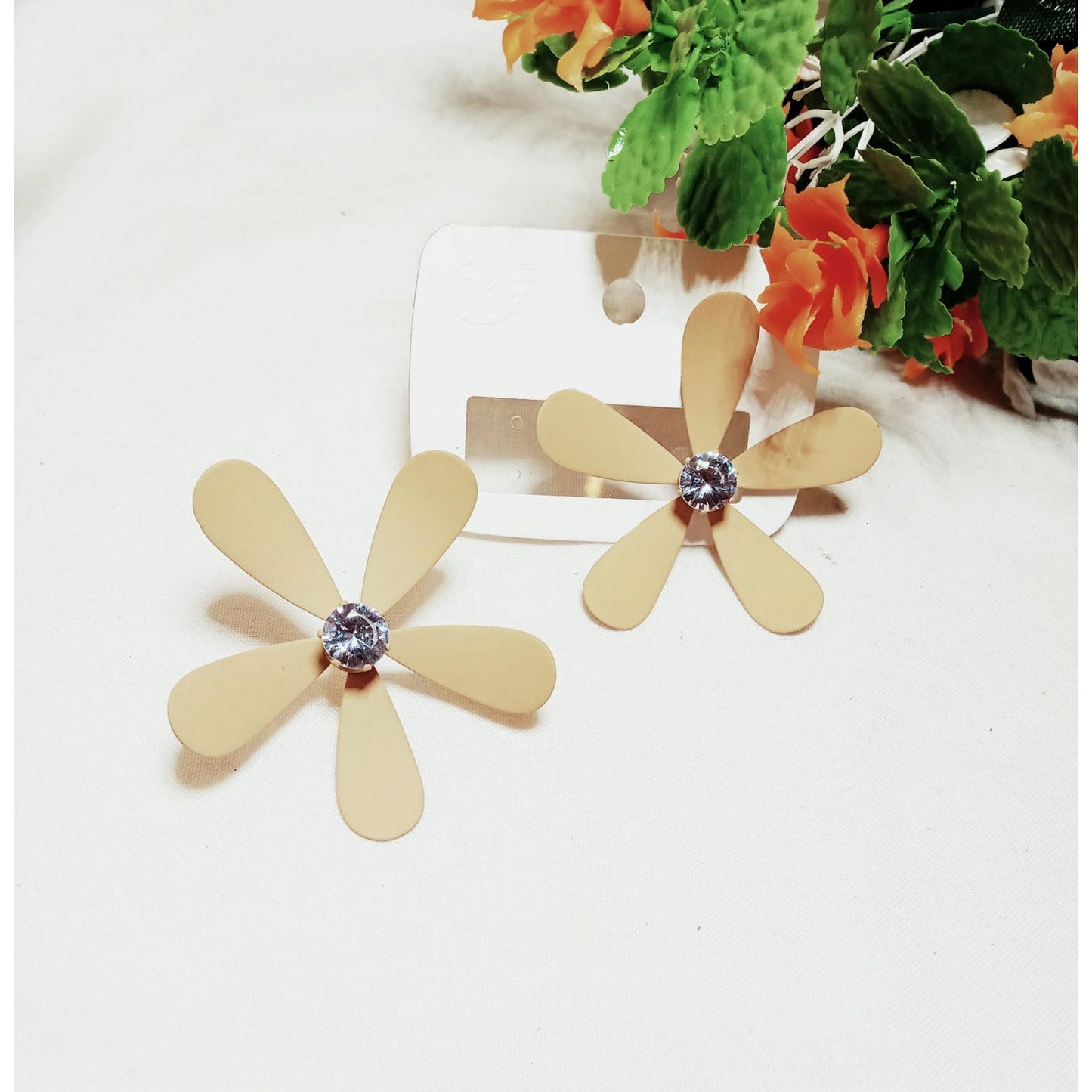 Fancy Beautiful Flowers Earrings Pack Of 2 (Each Set have 2 pair) - FlyingCart.pk