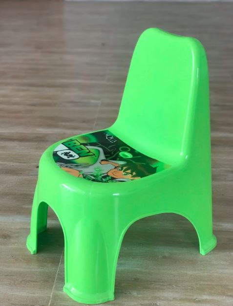 1 Piece Durable Plastic Multiple Character Kids Chair