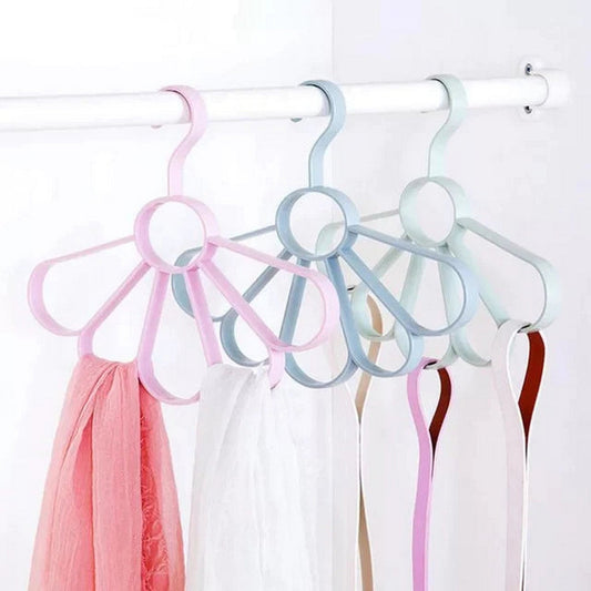 Petals Scarf Hanger 15 Ring - FlyingCart.pk