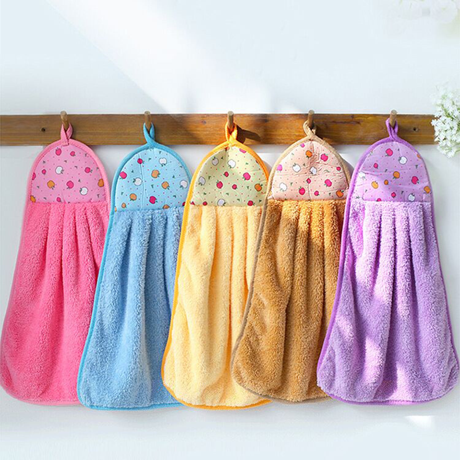 Hanging Towels Randomly Select Colors - FlyingCart.pk