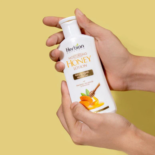 Herbion Moisturizing Honey Lotion  Natural Skin Moisturizer - FlyingCart.pk