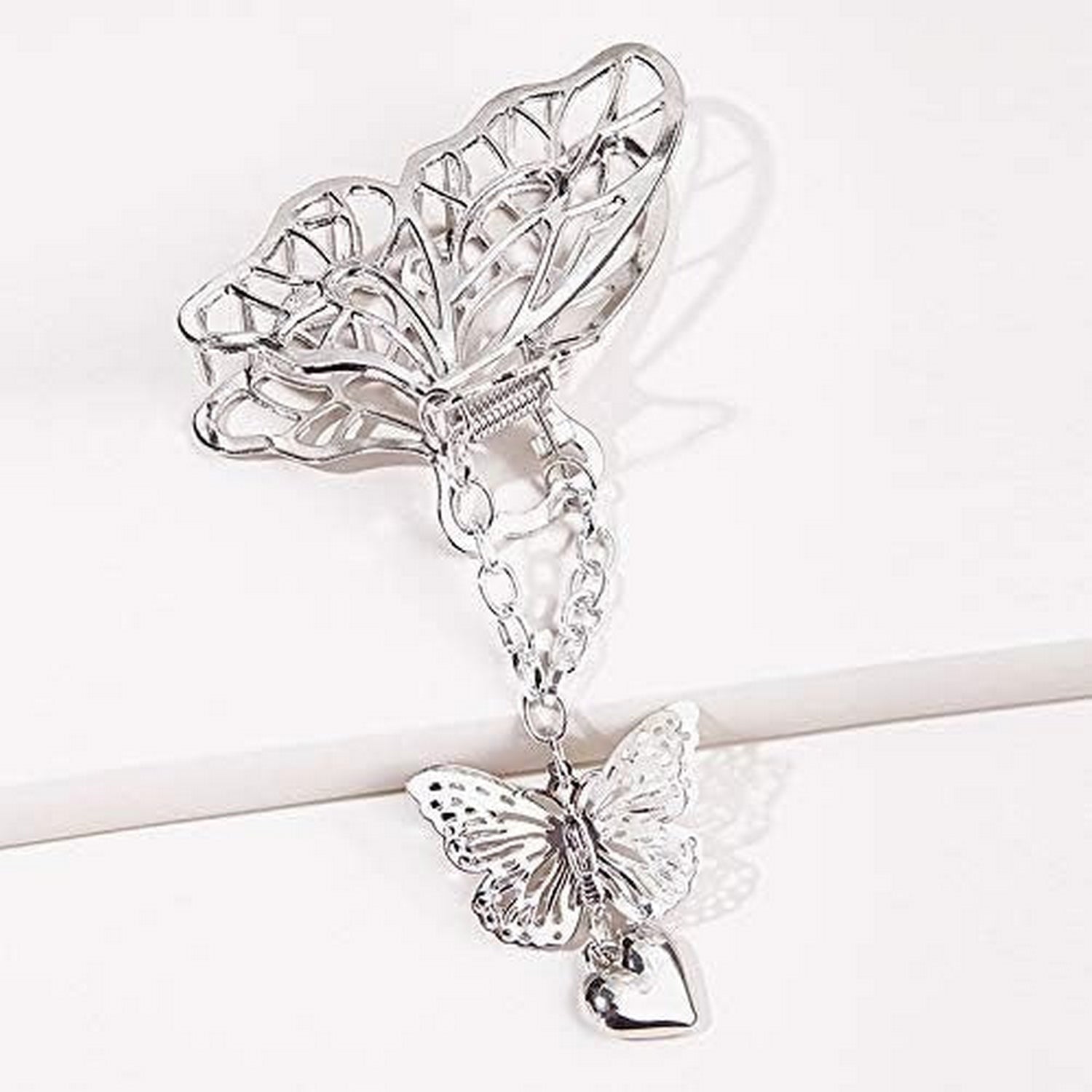 Non Slip Butterfly Pendant Hair Clip - FlyingCart.pk