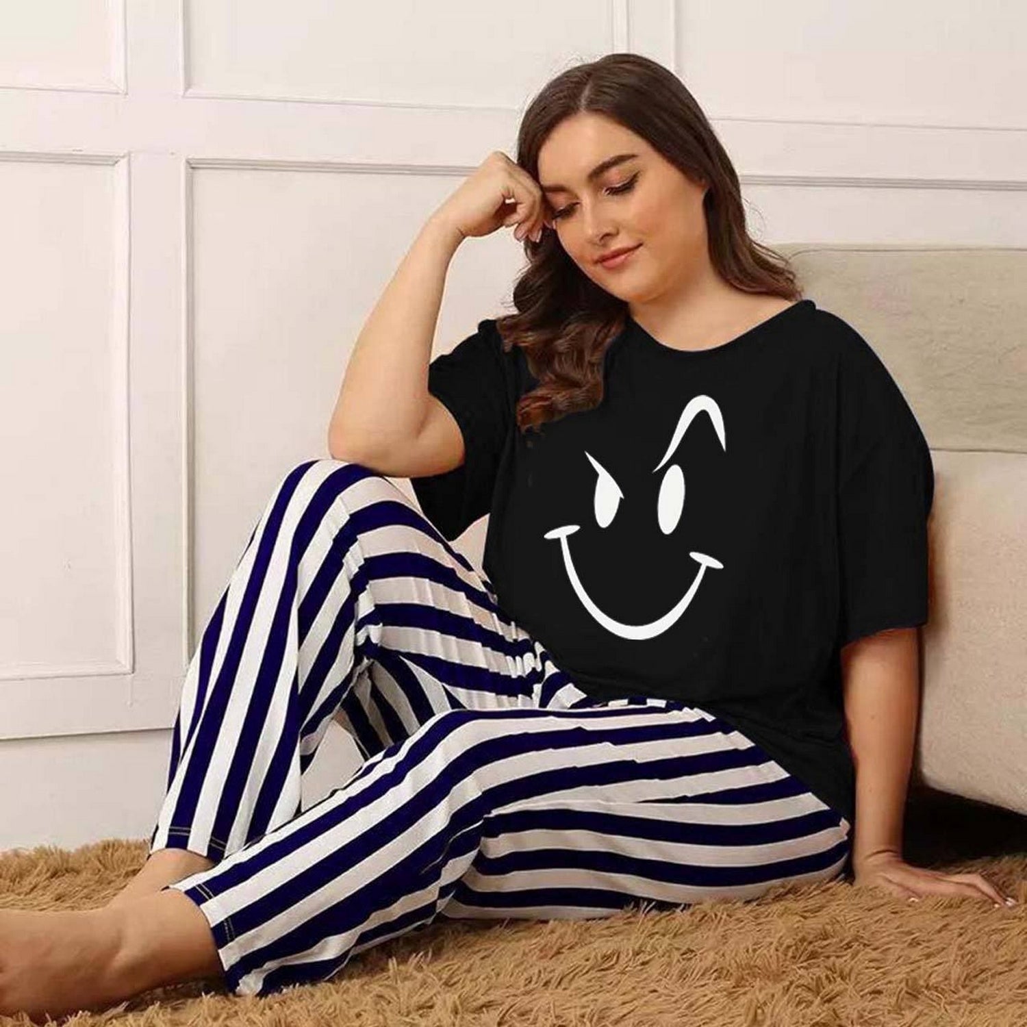 Night Suit Black Naughty Smile Printed Design - FlyingCart.pk