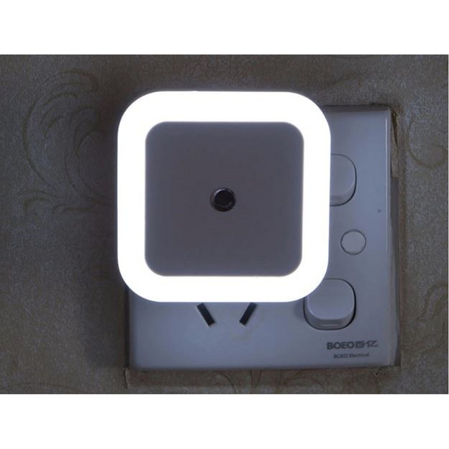 Mini Sensor Night Light - FlyingCart.pk