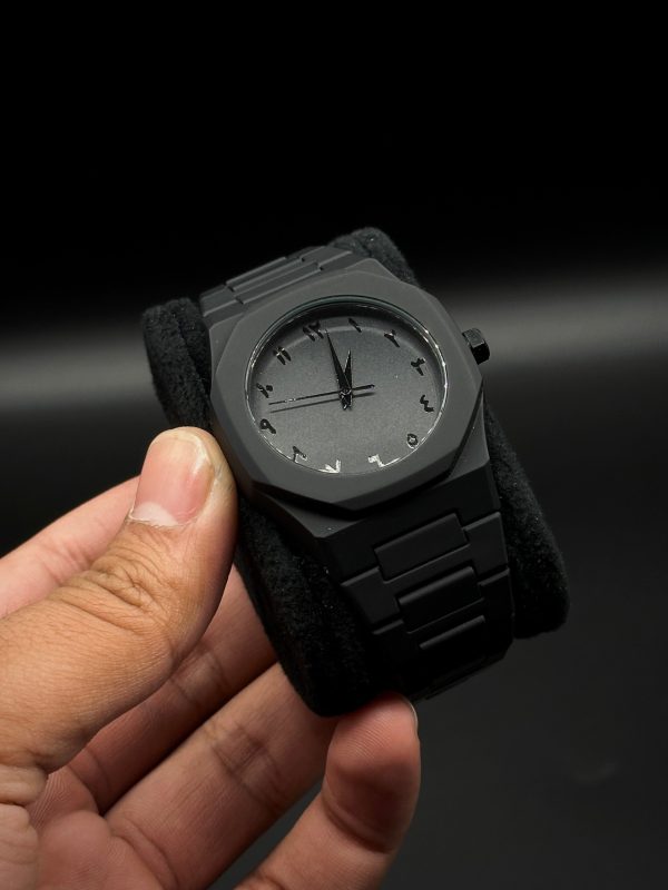Black Aura Quartz Watch – Stylish Analog Watch for Men & Boys - Flyingcart.pk