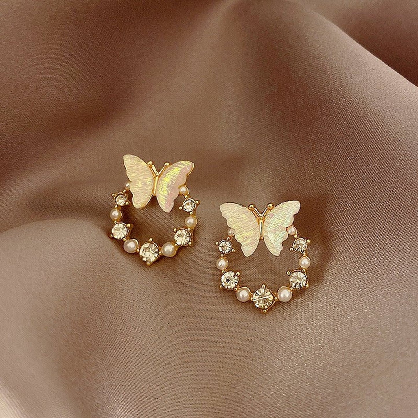 Butterfly Pearl Stud Tops Pair Earrings - FlyingCart.pk