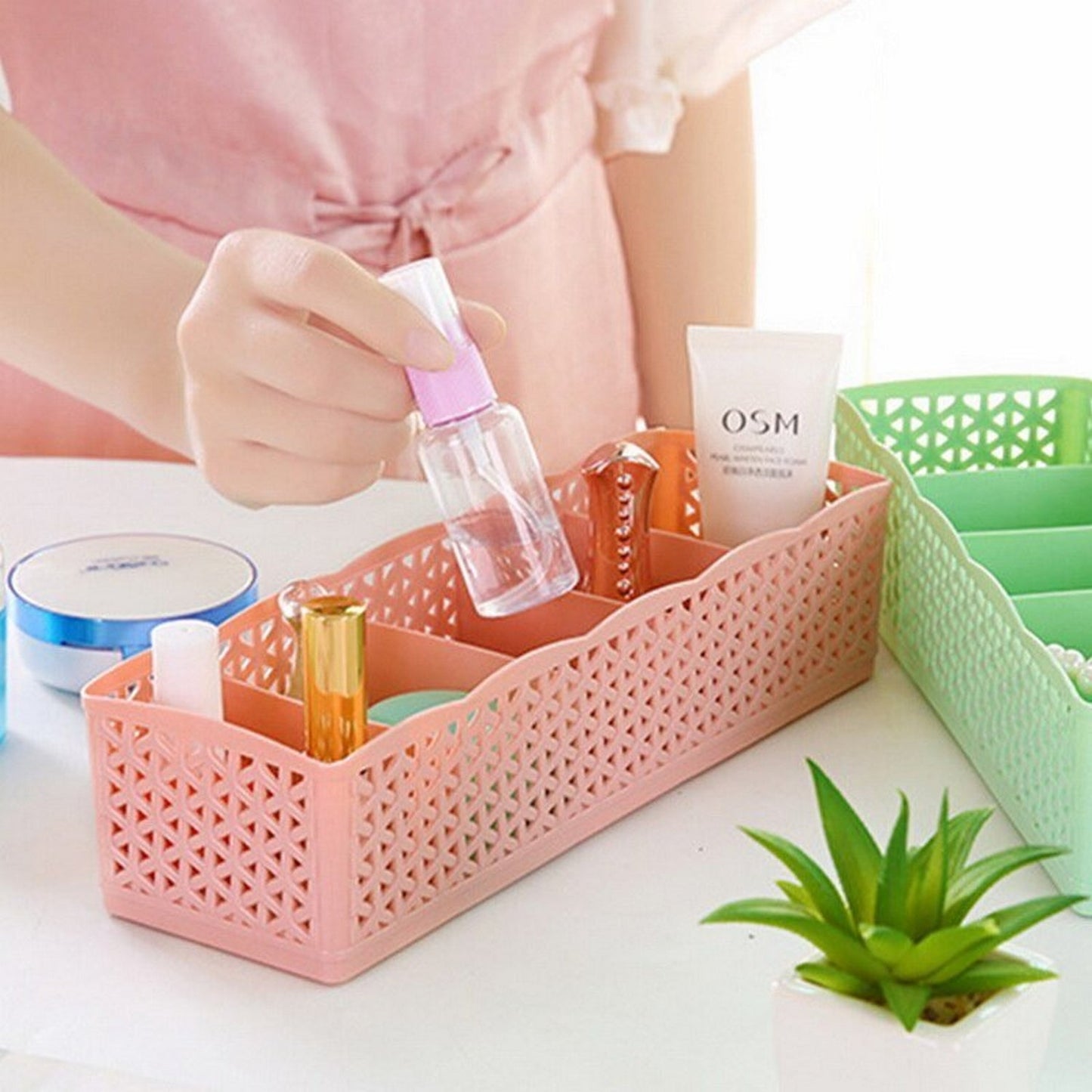 Plastic Organizer Storage Box (5 Grids) - FlyingCart.pk