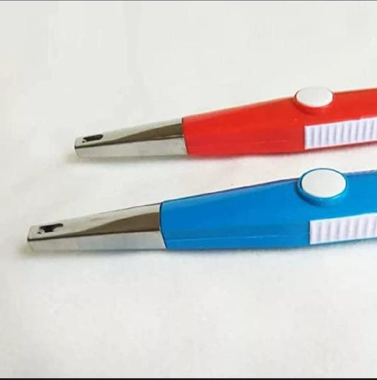 plastic-kitchen-lighter-with-battery-3-5-x-24-cm-multicolor-1-flyingcart.pk
