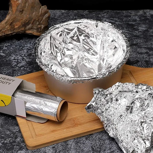 premium-aluminium-kitchen-foil-5m-x-30cm-food-wrap-roll-3-flyingcart.pk
