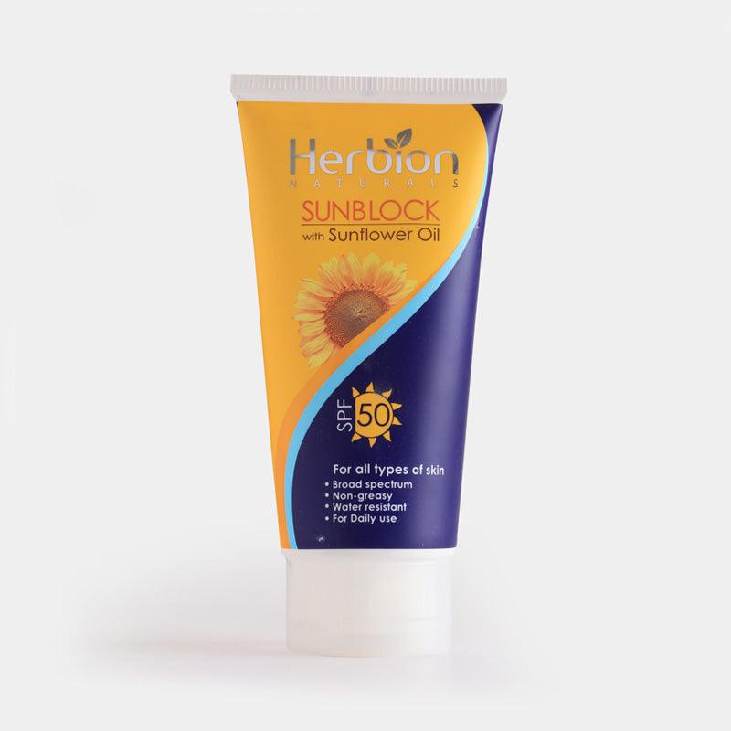 Natural Sun Block - SPF 50 - Free From White Cast 100ml - FlyingCart.pk