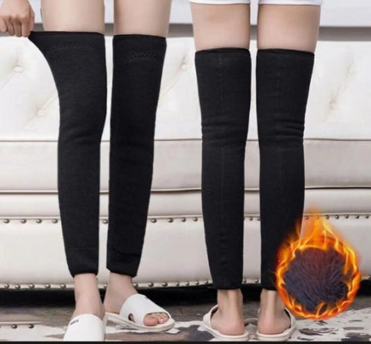 unisex-wool-knee-length-leg-warmers-plain-black-comfortable-stylish-winter-wear-easy-to-wear-wash-formal-outfit-accessory-single-piece-pack-2-flyingcat.pk